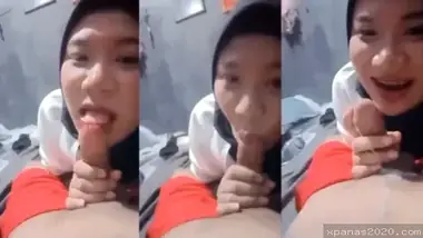 Hijab Binal Jago Sepong Pacar Baru Rela Peju Netes Di Jilbab poster