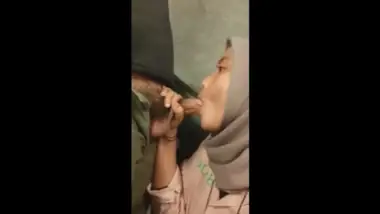 Istri Jilbab Nurut Servis BJ Sedap poster