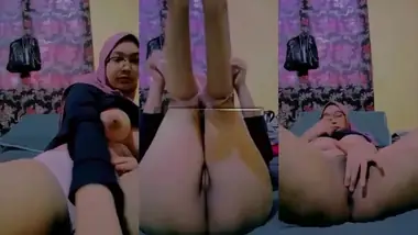 Tante Mariah Toket Super Gede Omek Puas poster